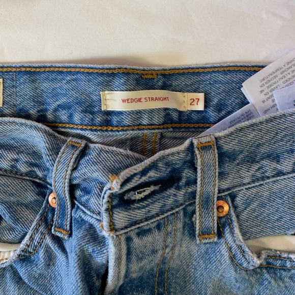 Levi’s Wedgie Straight Jeans - 27 - Distressed - Picture 3 of 7